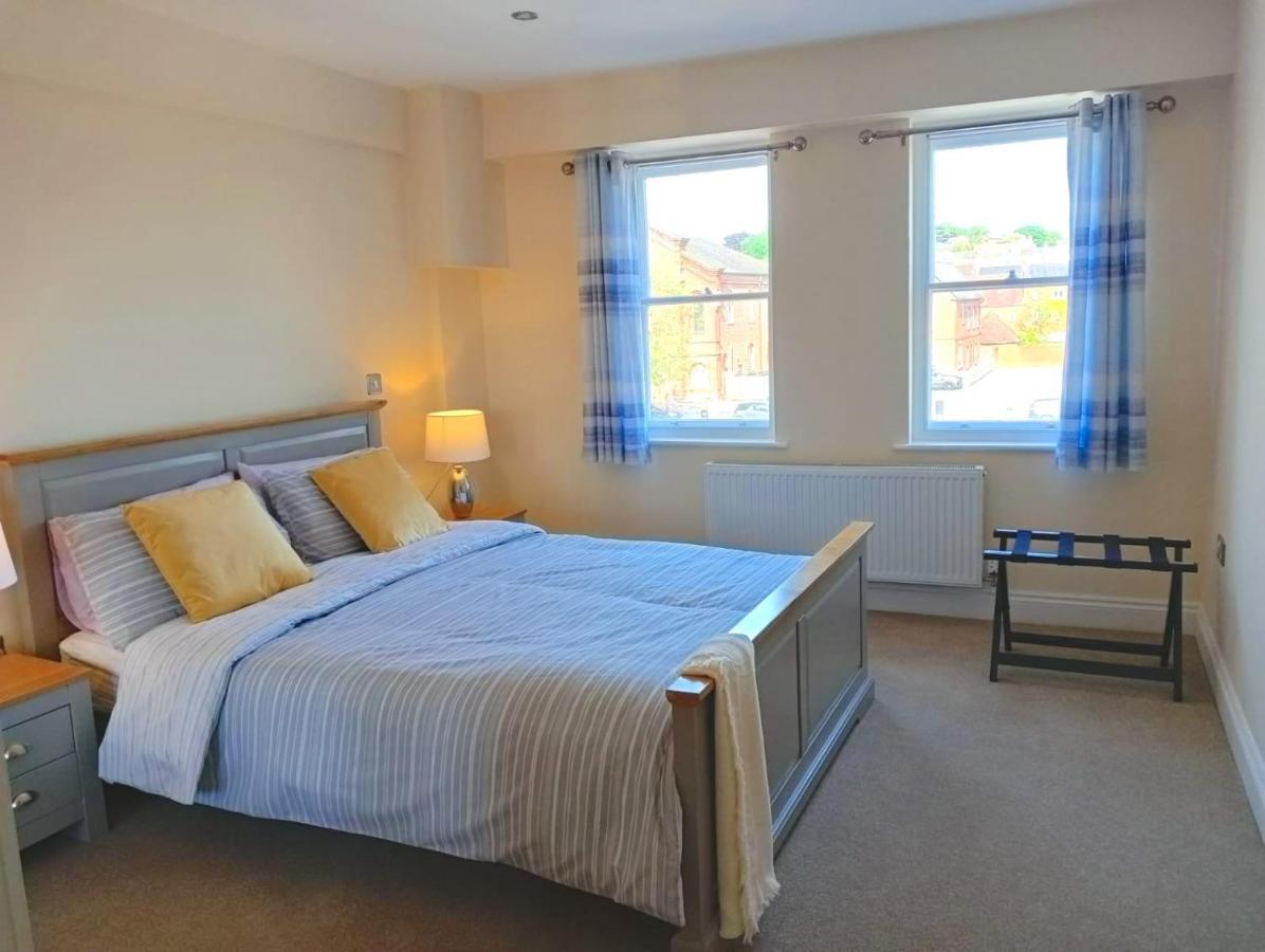 Barchester House Apartments Delux Salisbury Luaran gambar